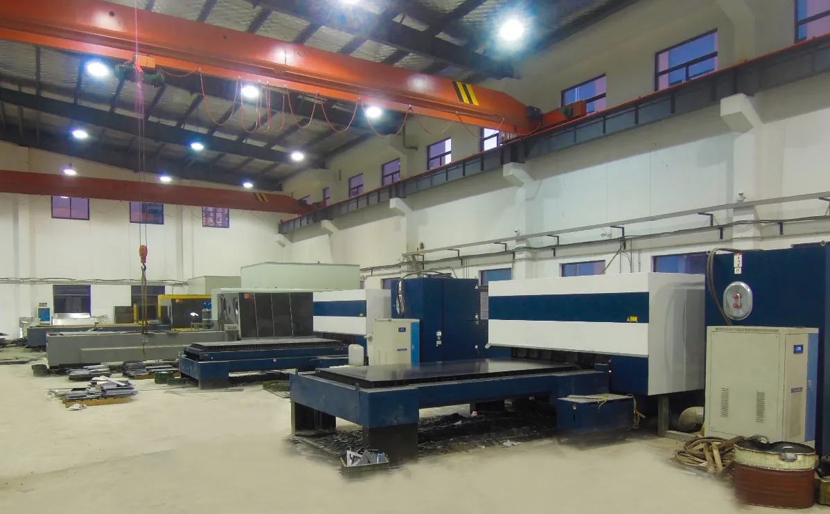 Spacious and Organized Warehouse